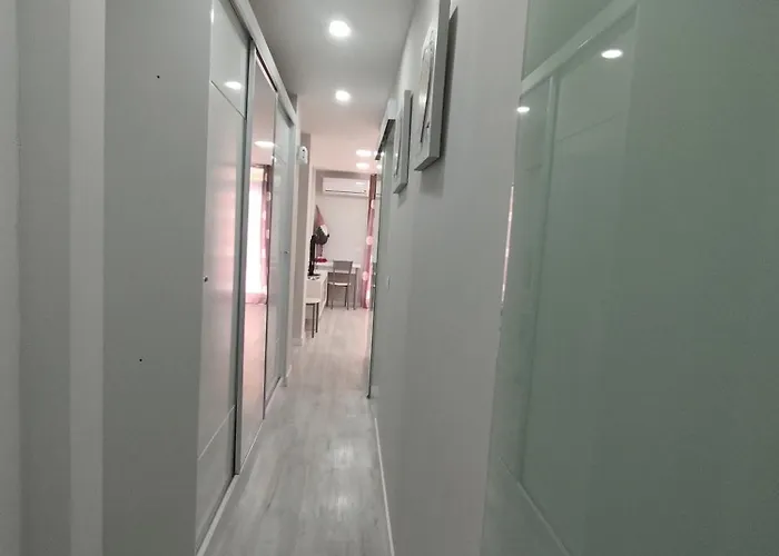 Apartamento Arenas 50 *